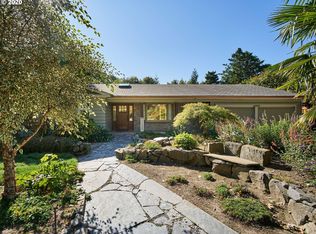 6100 SW Madison Ct, Portland, OR 97221