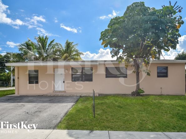 4260 SW 18th St