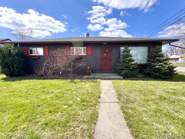 913 Cameron Ave, Pontiac, MI 48340