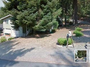 955 S 70th St, Springfield, OR 97478