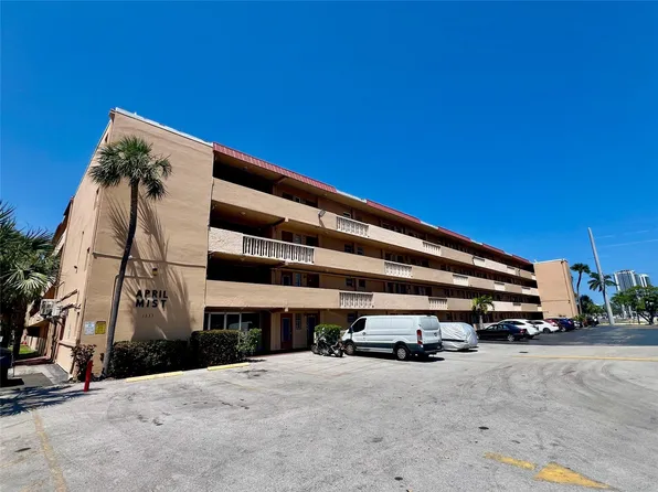 (undisclosed Address), Hallandale, FL 33009
