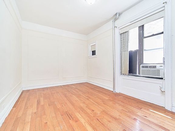2nd image of 583 W 177th St APT 4