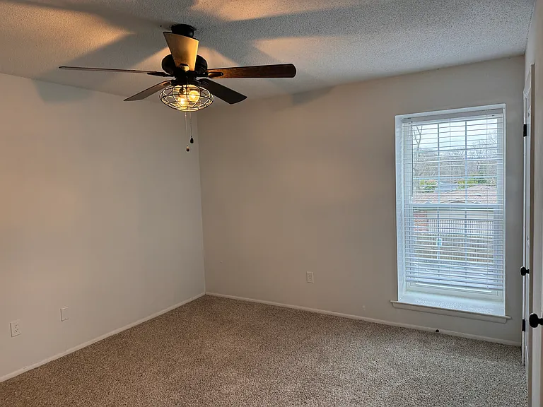 Carolina Crossing Apartments — Photo 15