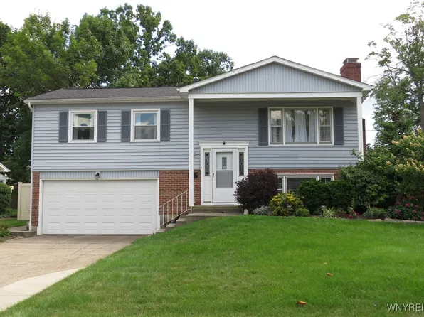 1936 Marjorie Rd, Grand Island, NY 14072