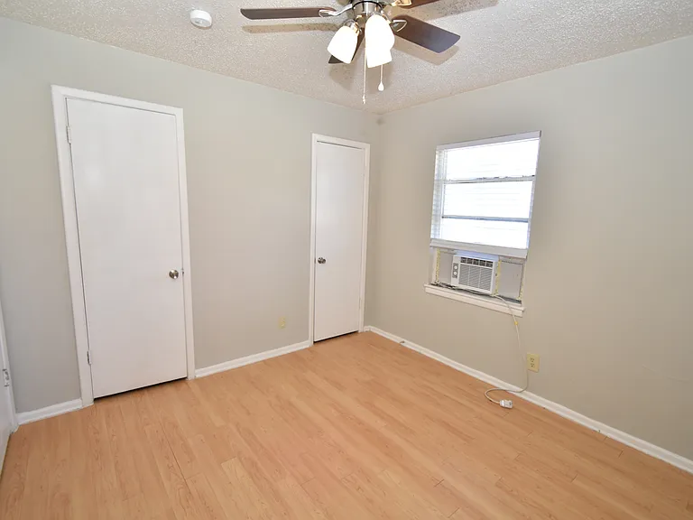 1206 Belvedere Dr — Photo 16