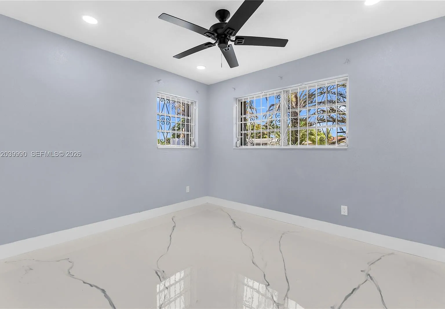 4 bed, 2.0 bath, $4,000 — Photo 4