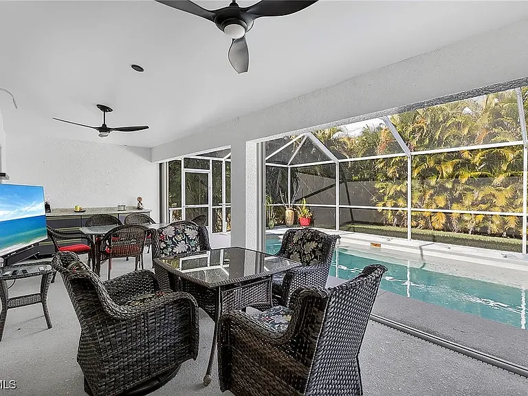 1623 SW 43rd Ln — Photo 10
