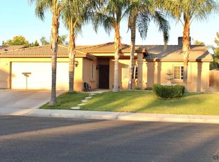 1203 Vallejo Dr, Bakersfield, CA 93307