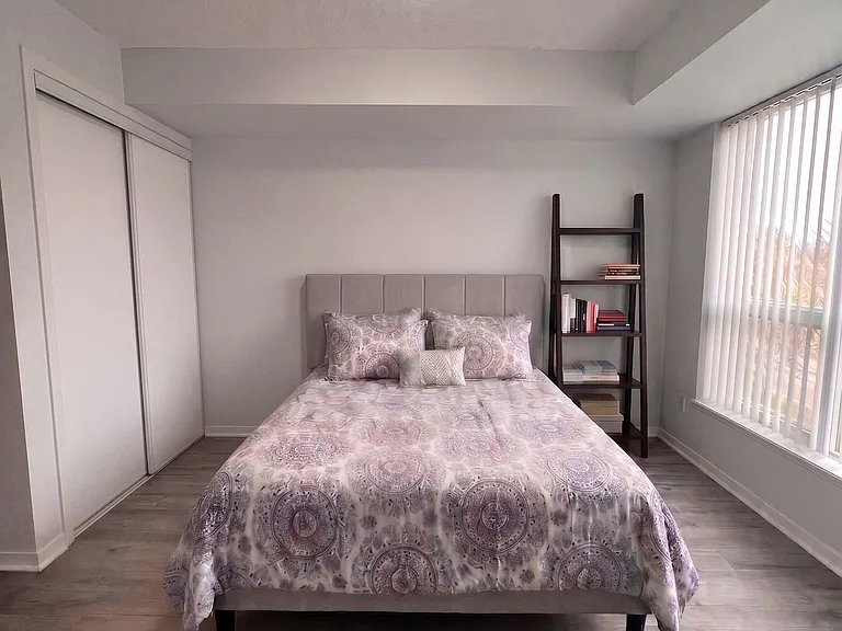 4850 Glen Erin Dr #401 — Photo 4