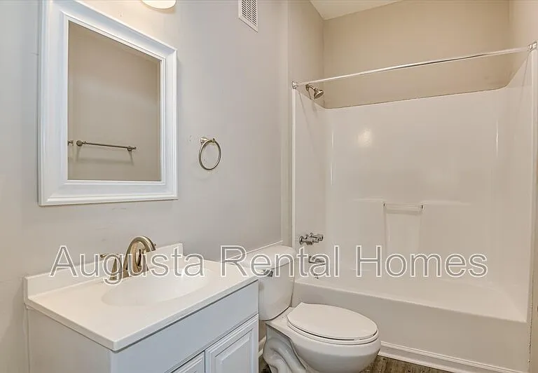 106 Ellis St — Photo 20
