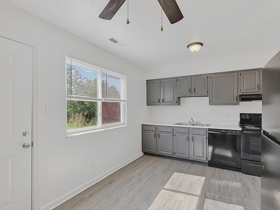 4th image of 720 Jersey Ridge Rd APT J5