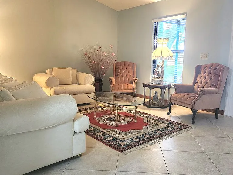 2805 Lake Tohopekaliga Blvd — Photo 2