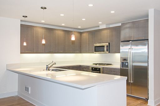 2nd image of 550 18th St APT 206
