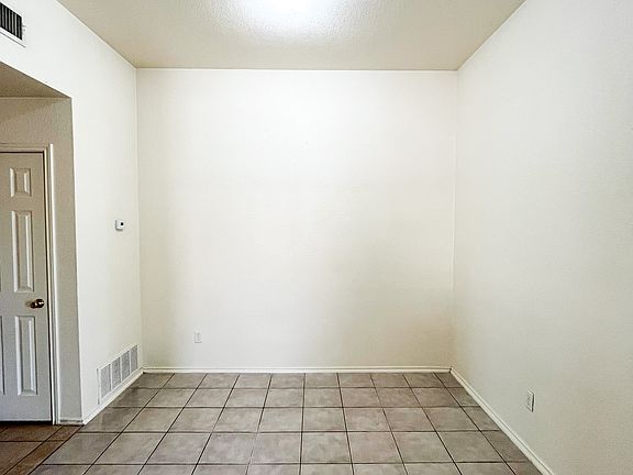 5th image of 4202 Jeff Scott Dr APT A