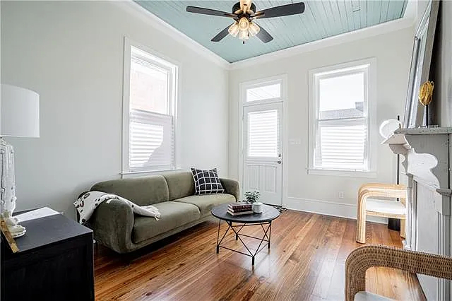 8609 Green St — Photo 5