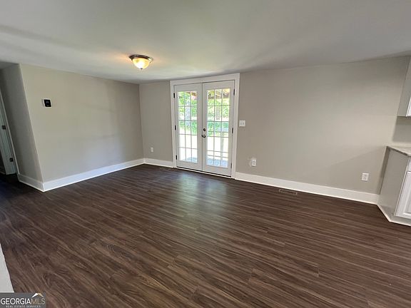 5th image of 2310 High Rd #42