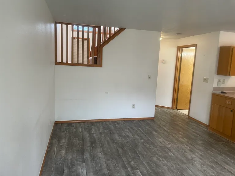 4264 SE Oak St — Photo 9