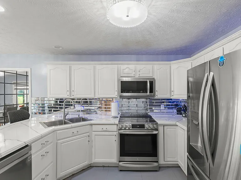 288 Lauck Dr — Photo 10