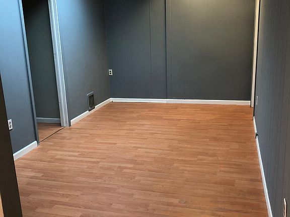 4th image of 120 N 4th St
