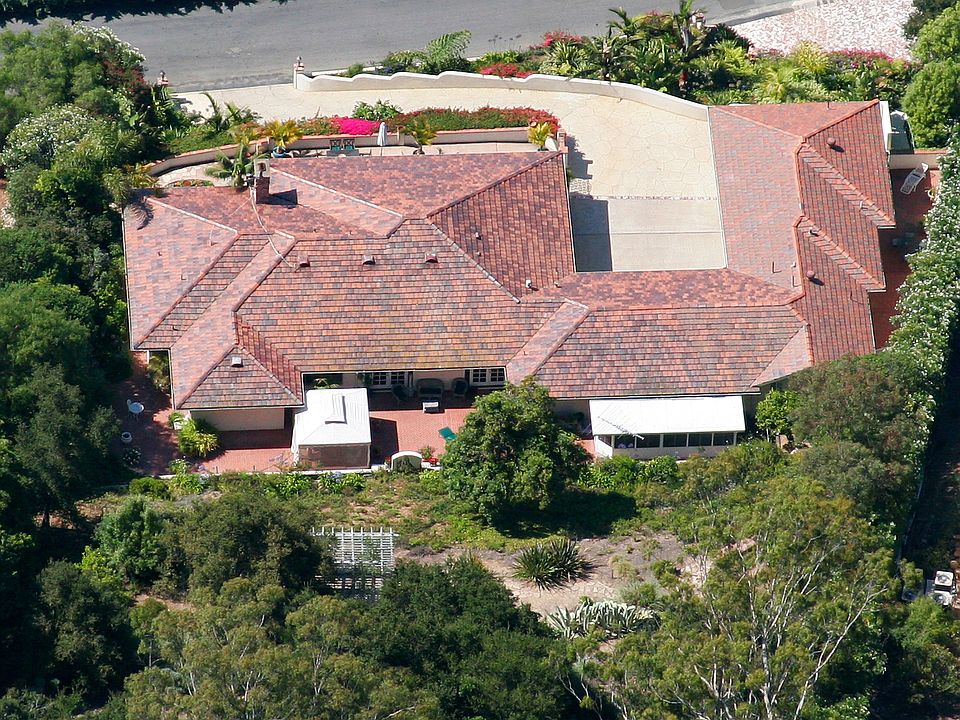 2nd image of 959 Brooktree Rd