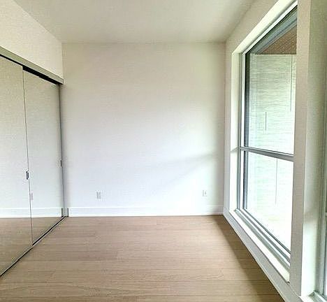 5th image of 397 Royal Orchard Blvd #302