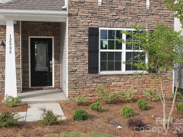 12008 Virginia Pine Ln — Photo 2