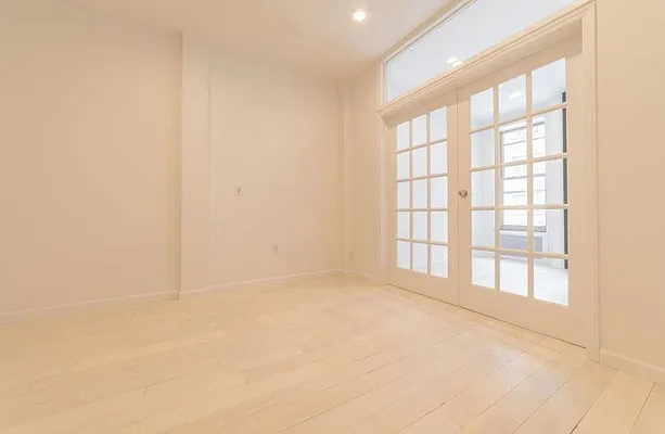 Rented by REAL New York | media 22