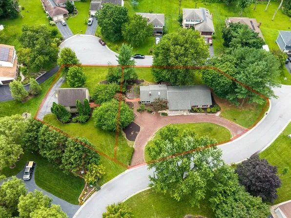 18 Wrangler Rd, Newark, DE 19711