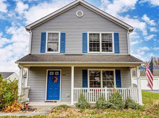 2227 Forest Ridge Dr, Hebron, OH 43025