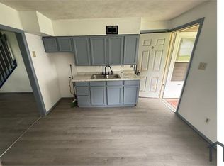 9539 Greenmeadow Rd APT C, Windham, OH 44288