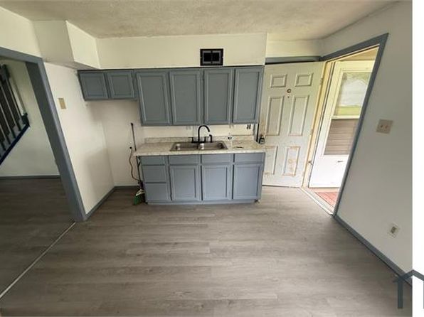 9539 Greenmeadow Rd APT C