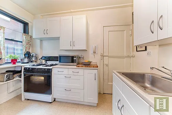 Sold by Halstead Real Estate | media 4