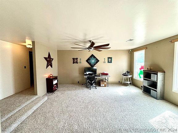 5th image of 213 E Blair Ave
