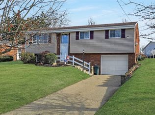 2061 The Cir, Washington, PA 15301