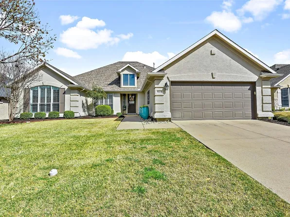 9125 Grandview Dr, Denton, TX 76207