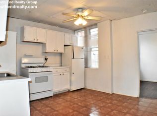 158 Salem St #402, Boston, MA 02113