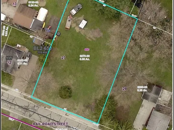 209 Railroad St, Blissfield, MI 49228