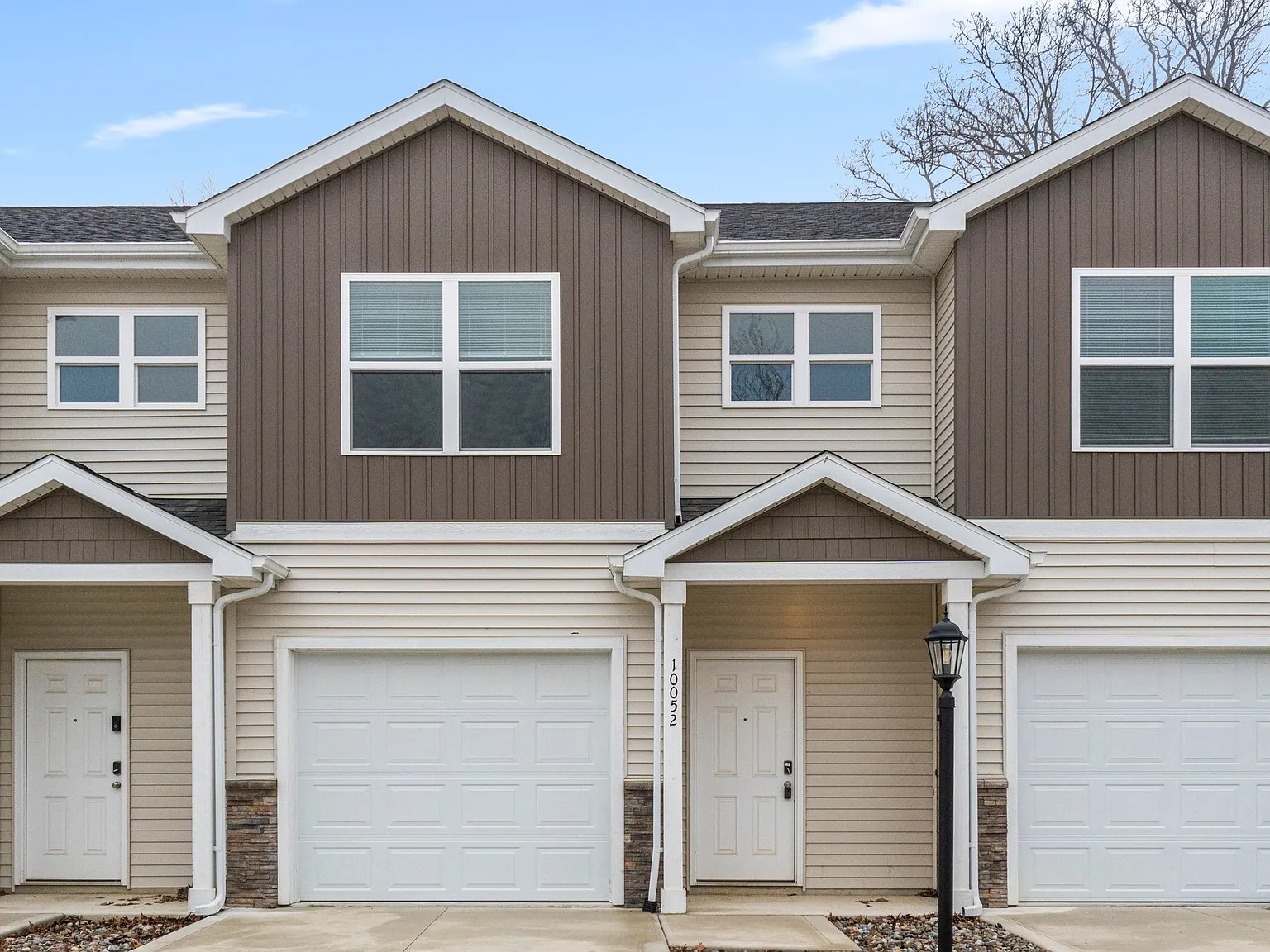 Arbor Park Townhomes — Photo 1