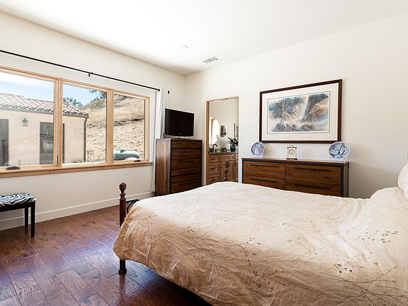 Master Bedroom with ensuite bath