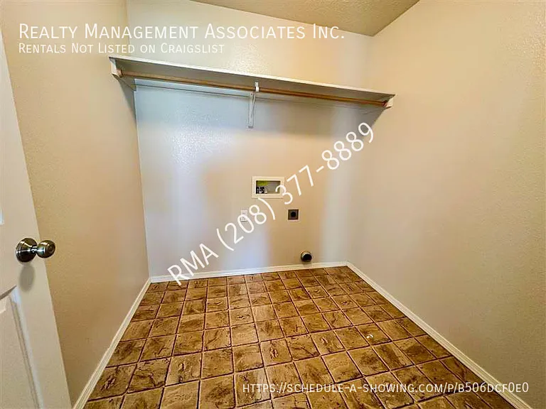 3027 N Betula Ave — Photo 19