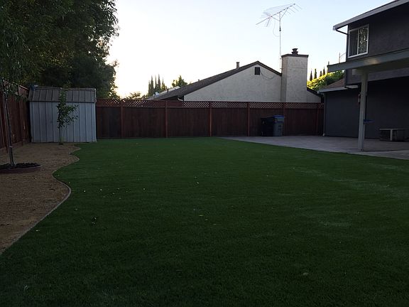 3rd image of 690 Albanese Cir
