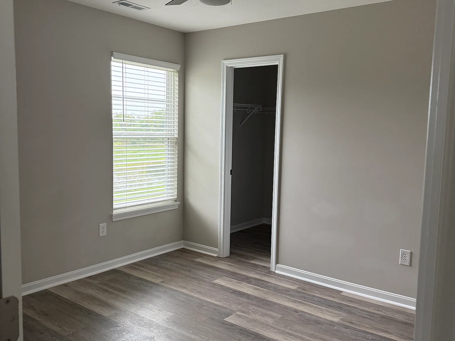 3 bed, 1766 sqft, $1,990 — Photo 4