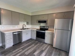 905 Manor, Flora, IN 46929