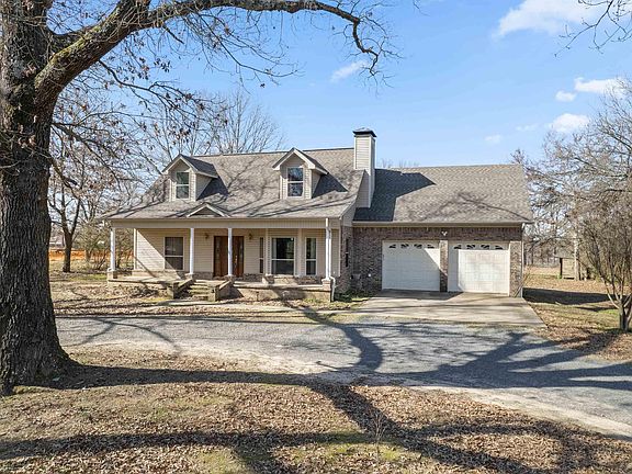 2nd image of 741 E Main St