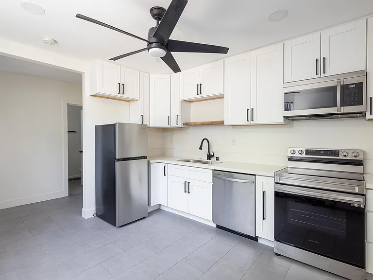 1889 Rockhoff Rd #1 — Photo 1