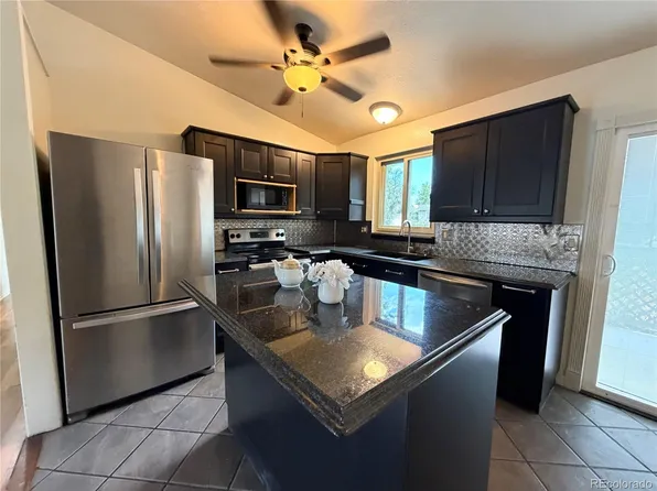 3815 S Pitkin Circle, Aurora, CO 80013