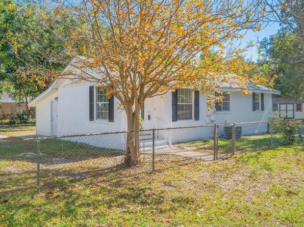 703 Brock Ave, Crestview, FL 32539