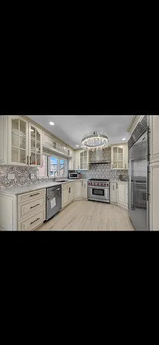 6937 172nd St Photo 1