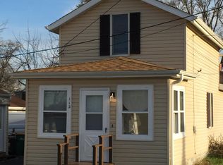 112 E Mill St, Wauconda, IL 60084
