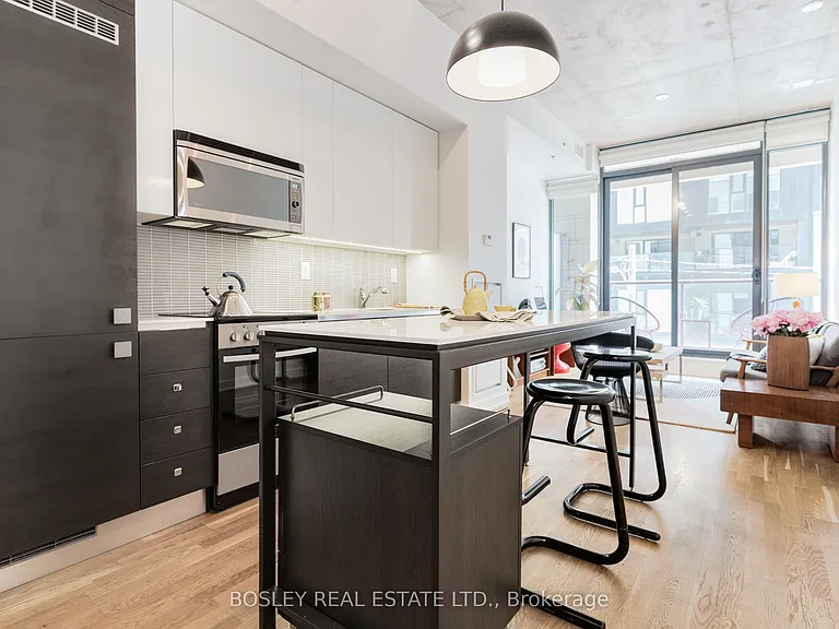 8 Dovercourt Rd #221 — Photo 6